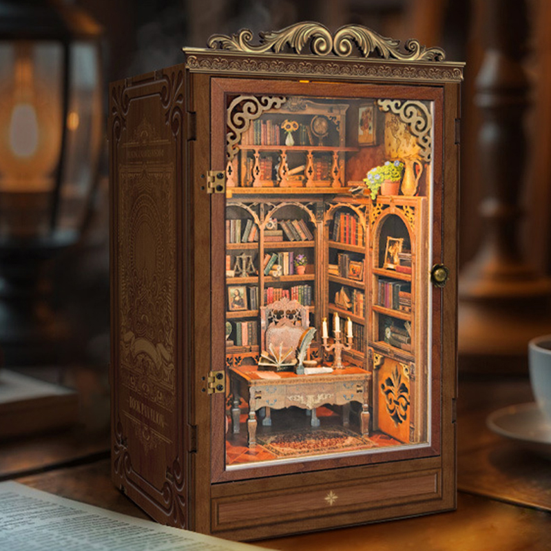 Model Kit House - DIY Book Nook Shelf Insert Time