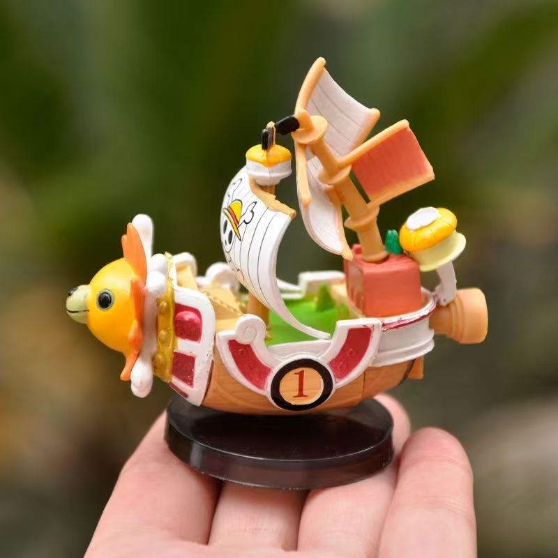 Anime One Piece 7cm Ship Figur - огляд і ціна Model Kit Land Rover