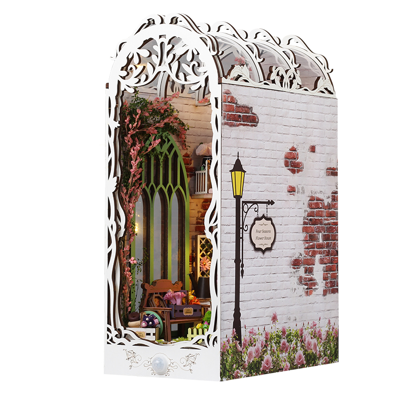 DIY Book Nook Wooden Miniature - огляд і ціна Model Kit House