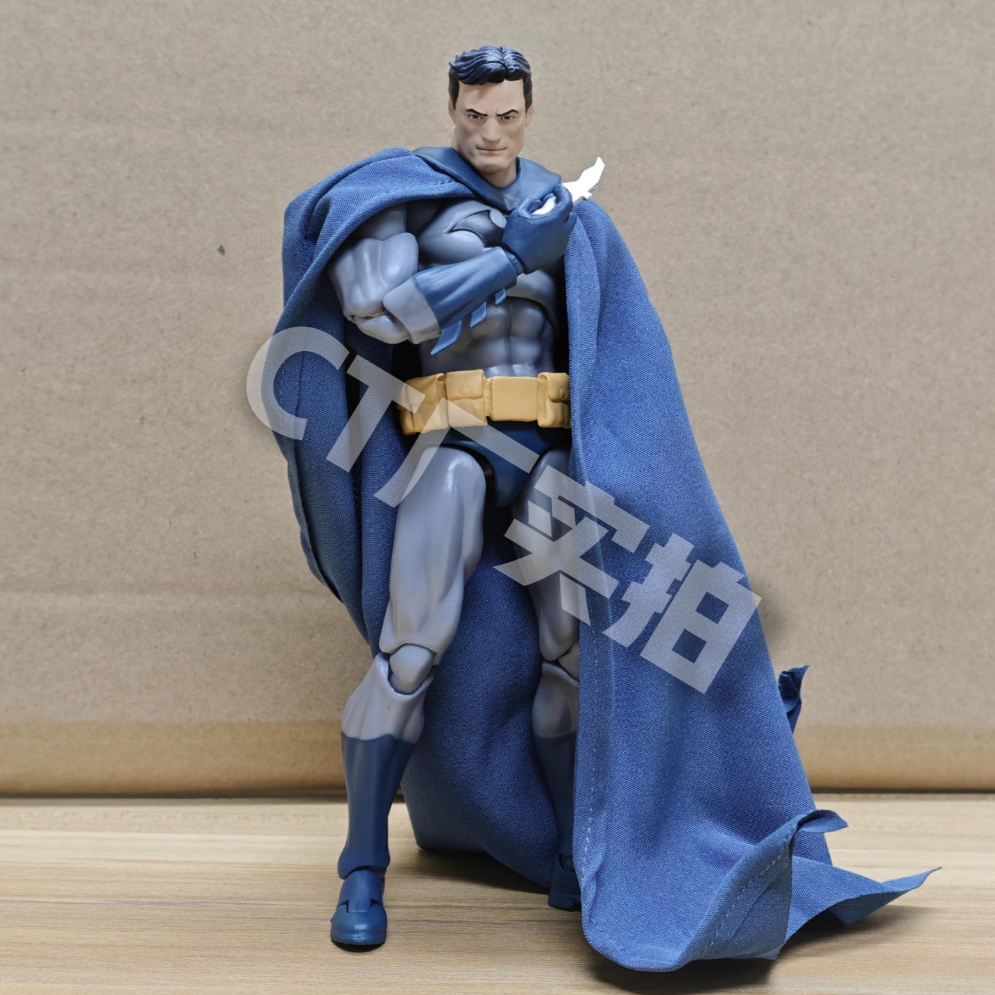 CT Toys Batman Mafex 126 Blue  - огляд і ціна Model Kit Venom