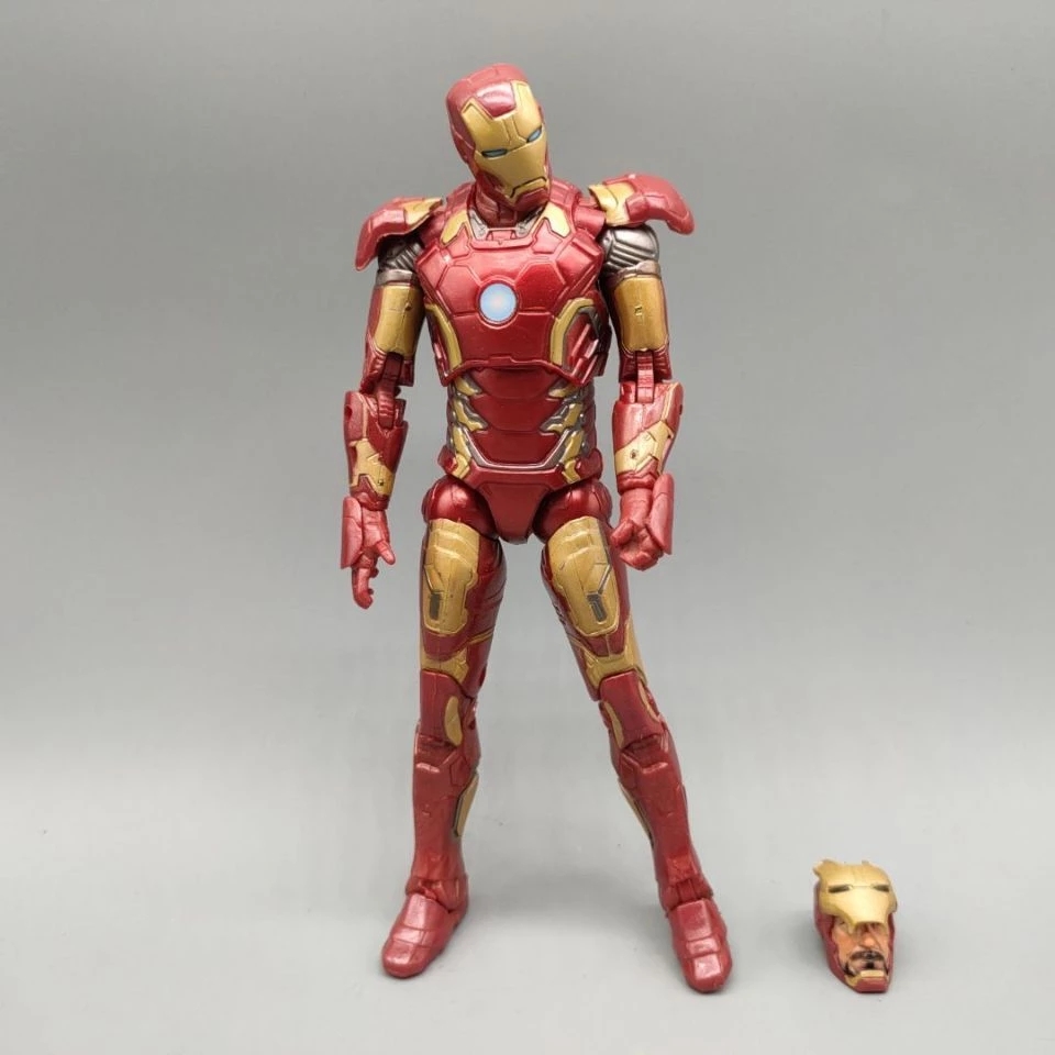 Marvel Legends Ironman Mark MK - огляд і ціна Model Kit Iron Man Mark 50