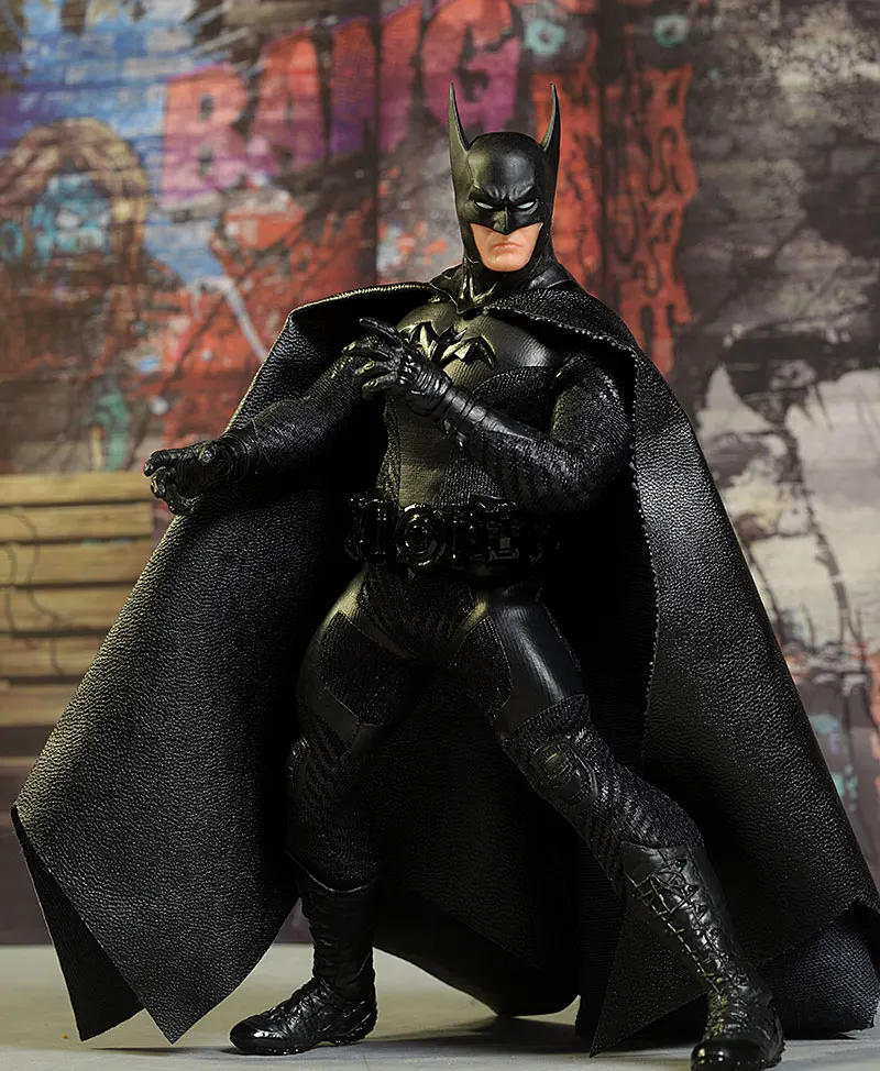 Mezco One 12 Bat-Hero Ascendin - огляд і ціна Model Kit Iron Man Mark 50